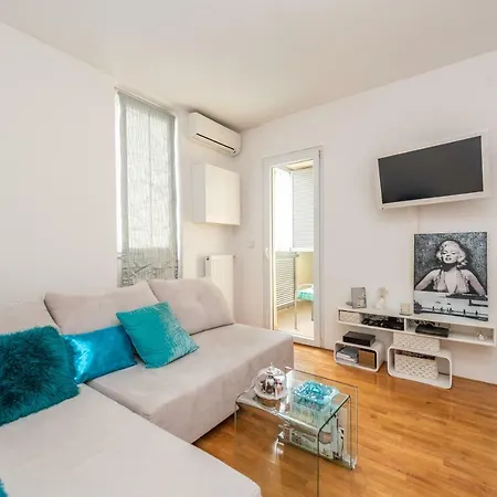 Shiny Apartman Zadar